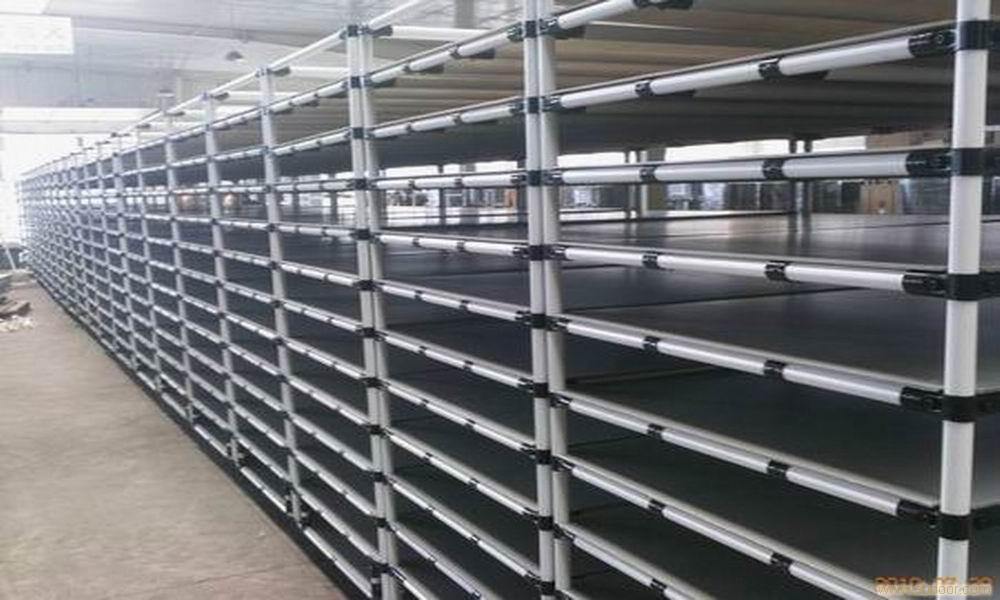 使用線棒貨架存放貨物要注意什么？
